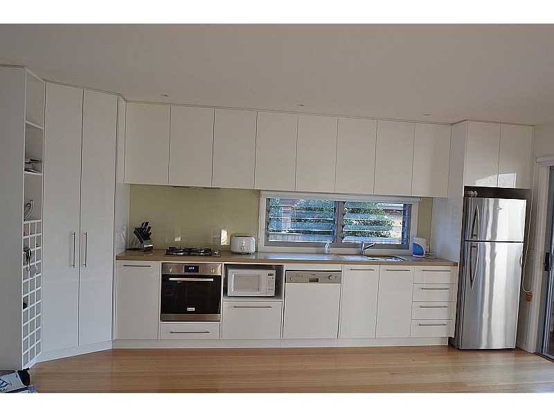 30a McIntosh Street, Shoalhaven Heads NSW 2535