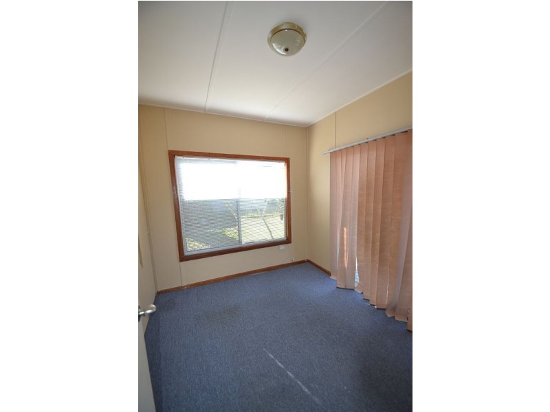 35 Bolt Street, Shoalhaven Heads NSW 2535