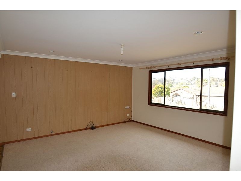 1 Hanlon Avenue, Shoalhaven Heads NSW 2535
