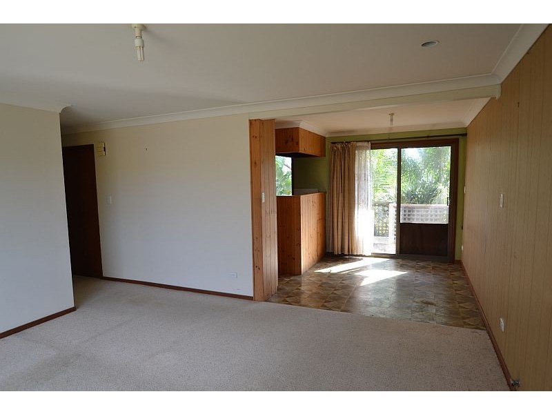 1 Hanlon Avenue, Shoalhaven Heads NSW 2535