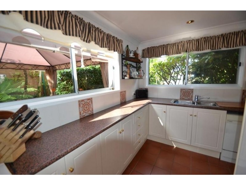 3 Davison Drive, Shoalhaven Heads NSW 2535