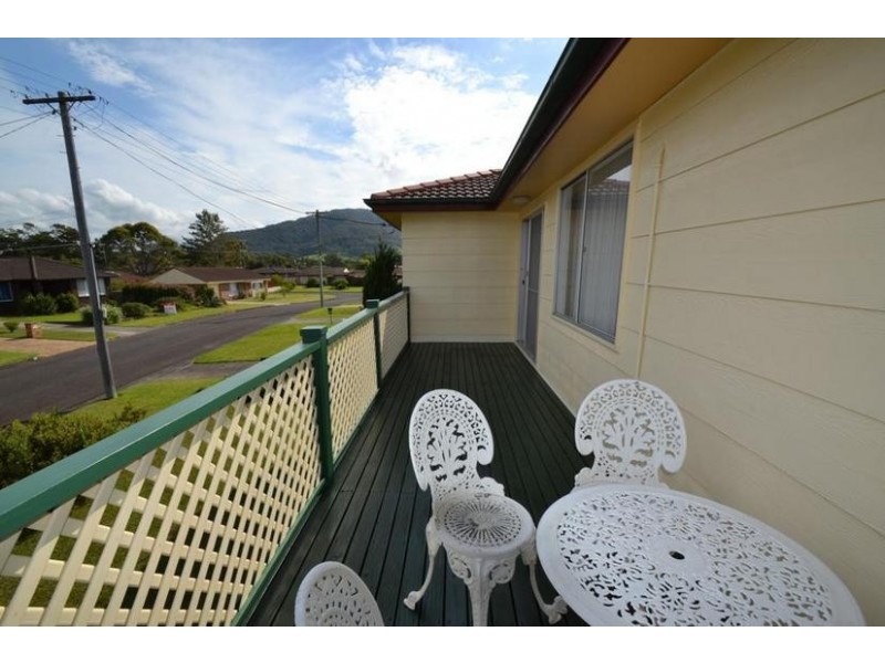 3 Davison Drive, Shoalhaven Heads NSW 2535