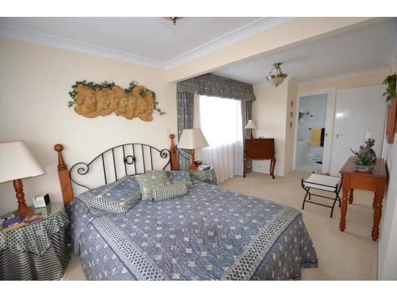 3 Davison Drive, Shoalhaven Heads NSW 2535