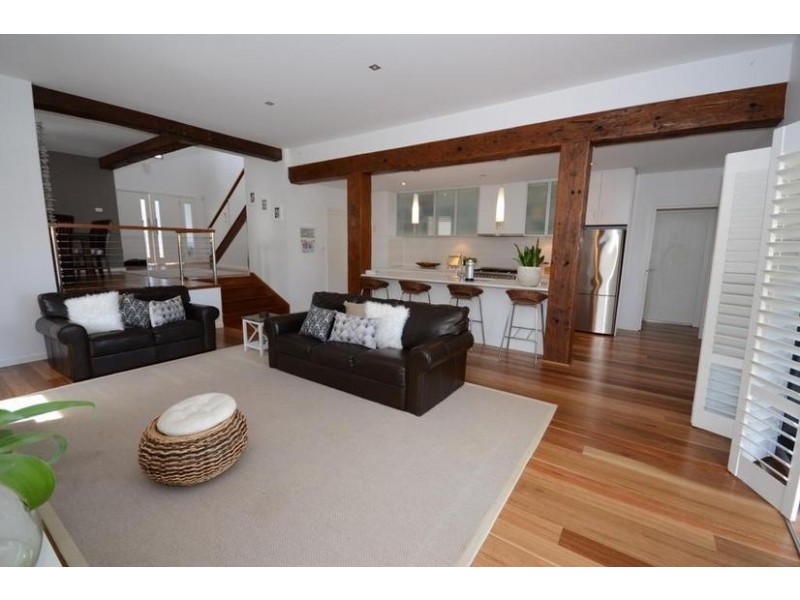 11 Staples Street, Shoalhaven Heads NSW 2535