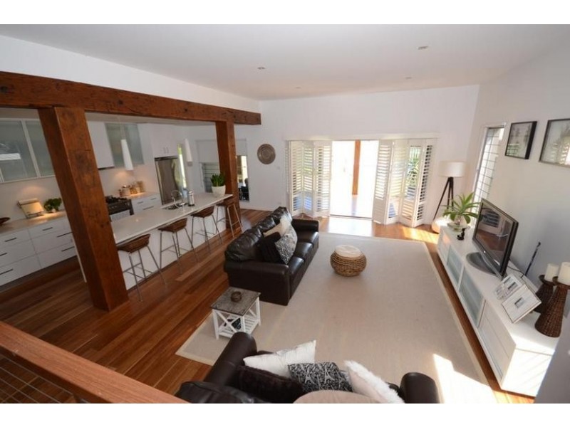 11 Staples Street, Shoalhaven Heads NSW 2535