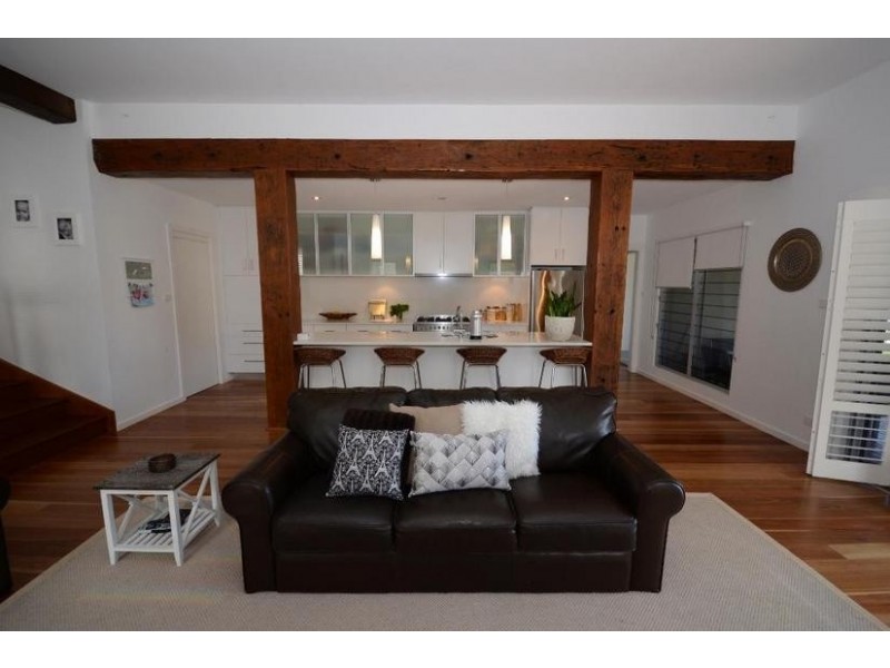 11 Staples Street, Shoalhaven Heads NSW 2535