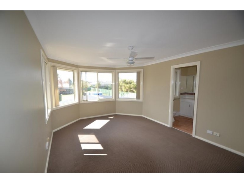 21 Ravenscliffe Road, Shoalhaven Heads NSW 2535