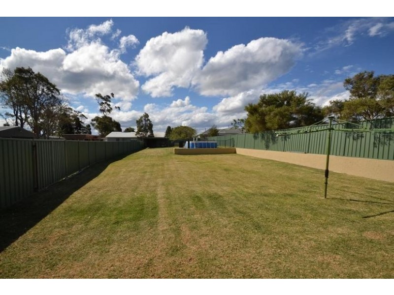 21 Ravenscliffe Road, Shoalhaven Heads NSW 2535