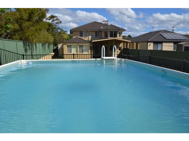 21 Ravenscliffe Road, Shoalhaven Heads NSW 2535