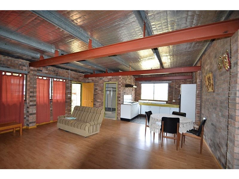 2 Bass Road, Shoalhaven Heads NSW 2535