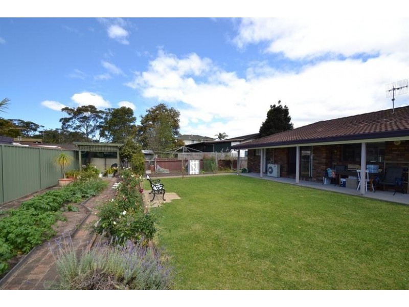 8 Boyd Street, Shoalhaven Heads NSW 2535