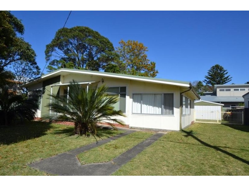 73 Golden Hill Avenue, Shoalhaven Heads NSW 2535