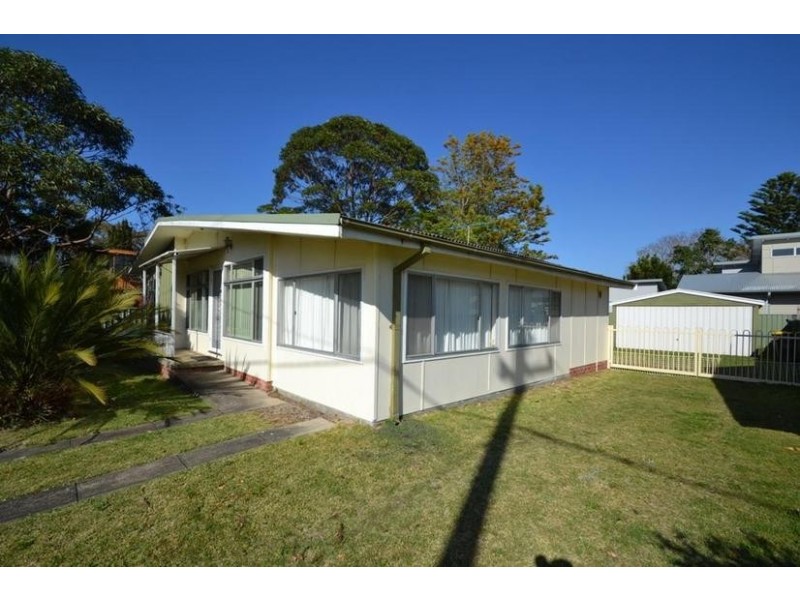 73 Golden Hill Avenue, Shoalhaven Heads NSW 2535