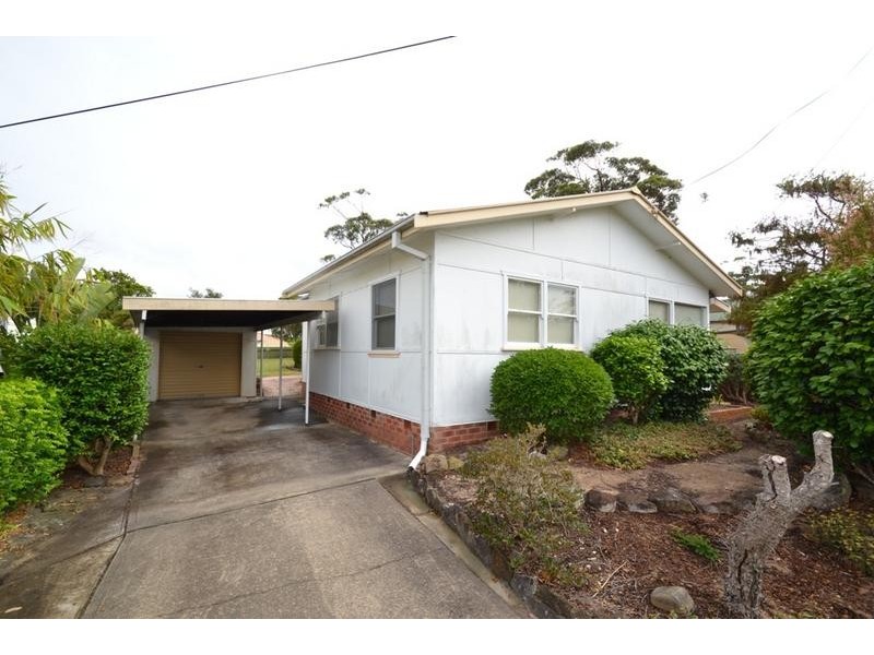 81 River Road, Shoalhaven Heads NSW 2535