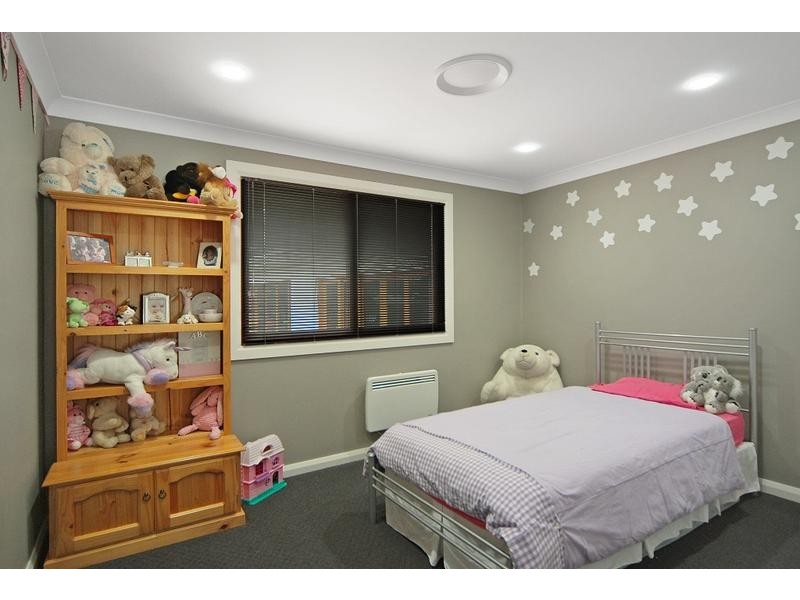 24 Amundsen Avenue, Shoalhaven Heads NSW 2535