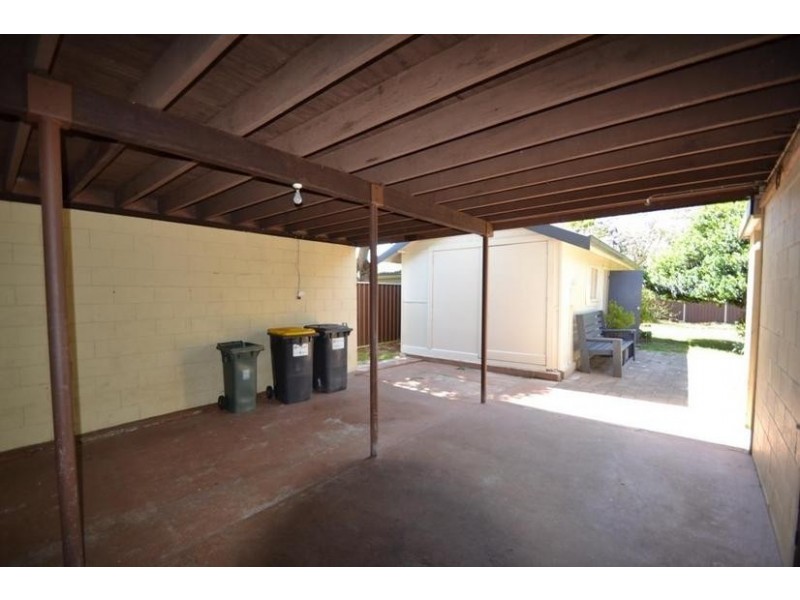 35 Ravenscliffe Road, Shoalhaven Heads NSW 2535