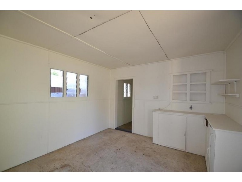 35 Ravenscliffe Road, Shoalhaven Heads NSW 2535