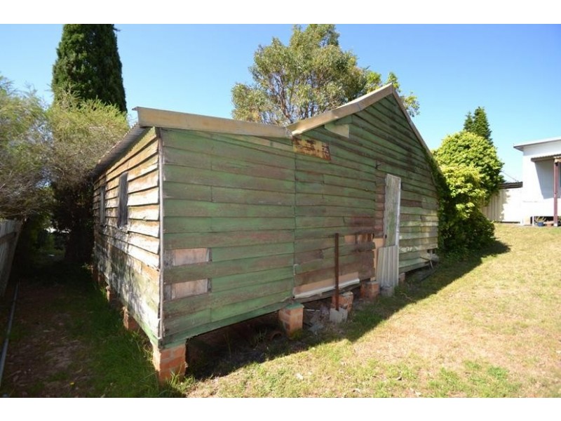 35 Bolt Street, Shoalhaven Heads NSW 2535