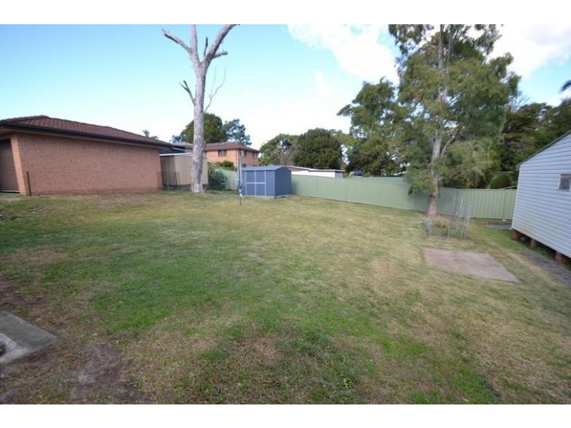 12 Renown Avenue, Shoalhaven Heads NSW 2535