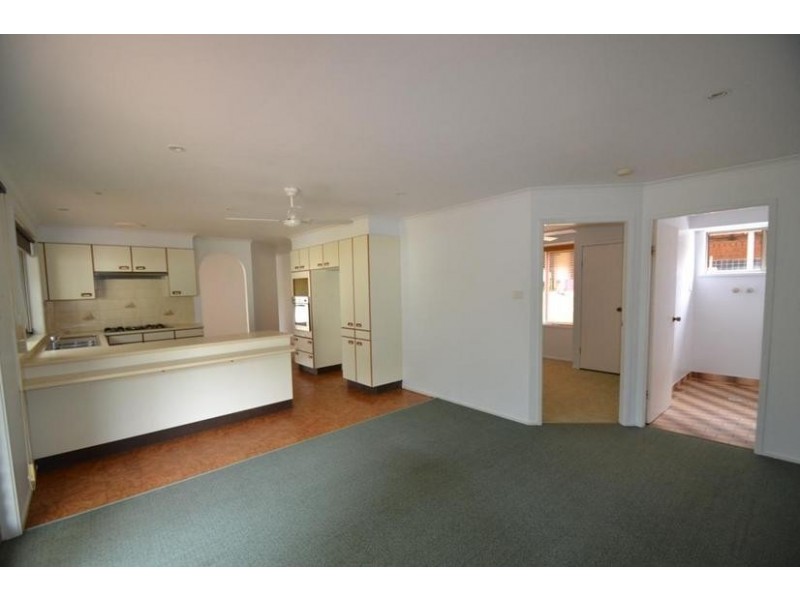 12 Renown Avenue, Shoalhaven Heads NSW 2535