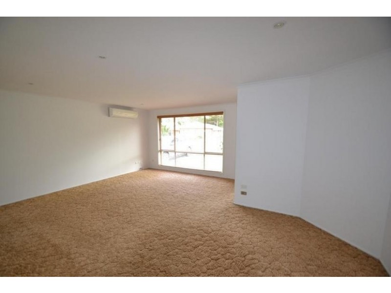 12 Renown Avenue, Shoalhaven Heads NSW 2535