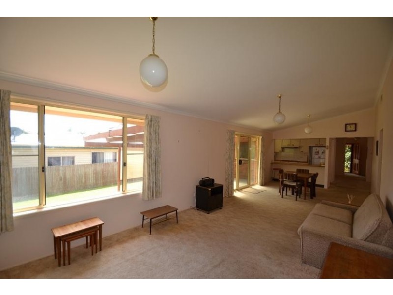33 Jerry Bailey Road, Shoalhaven Heads NSW 2535