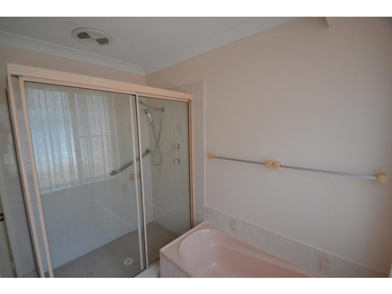 33 Jerry Bailey Road, Shoalhaven Heads NSW 2535