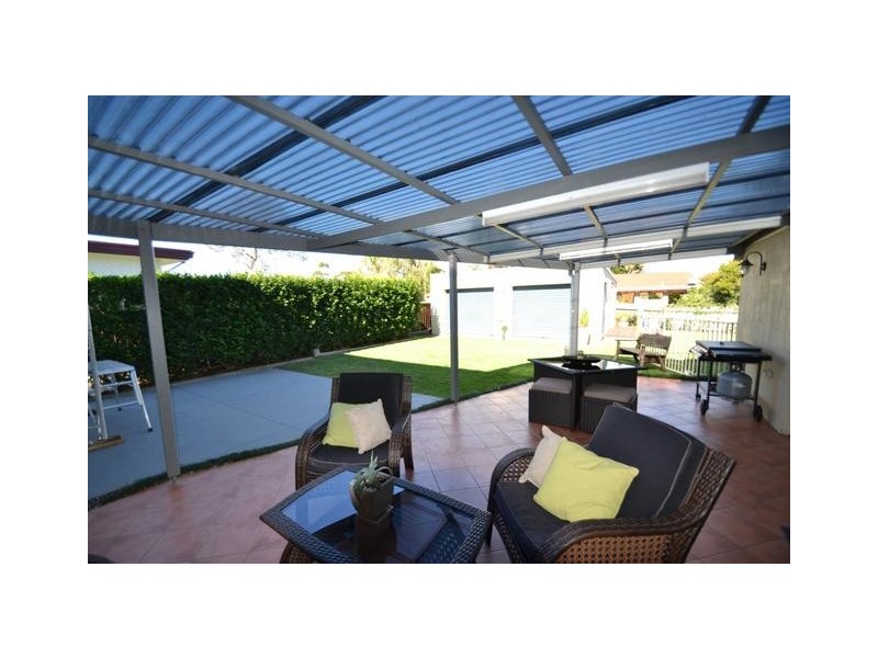 90 Scott Street, Shoalhaven Heads NSW 2535