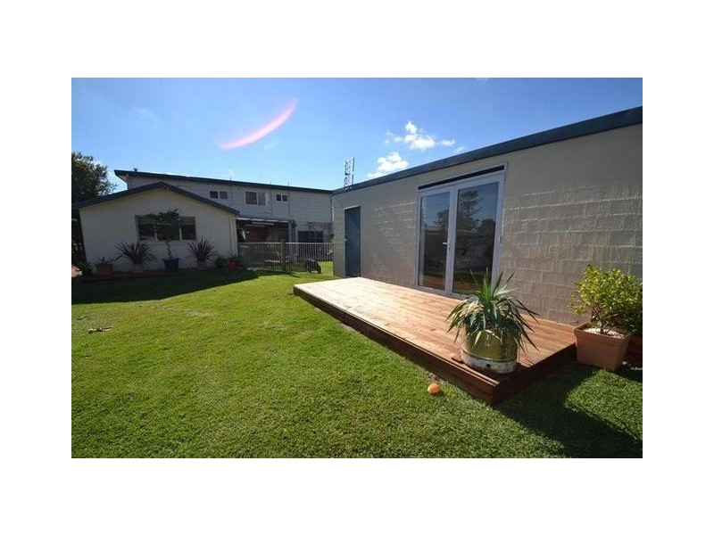 90 Scott Street, Shoalhaven Heads NSW 2535