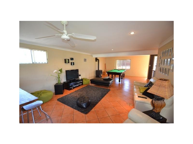 90 Scott Street, Shoalhaven Heads NSW 2535