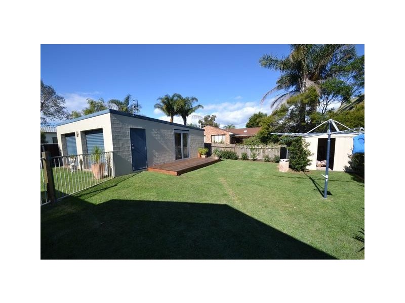 90 Scott Street, Shoalhaven Heads NSW 2535