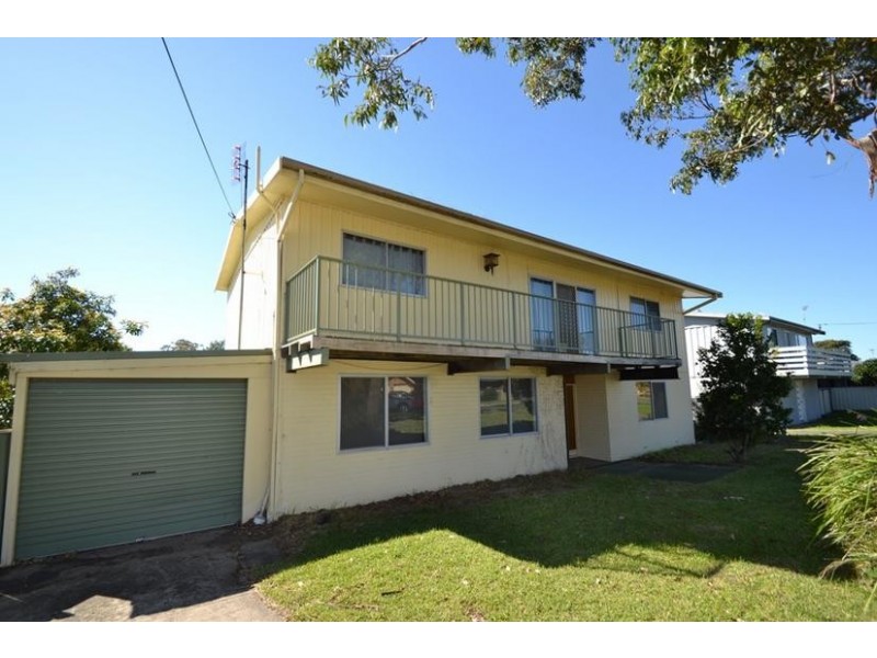 38 Golden Hill Avenue, Shoalhaven Heads NSW 2535