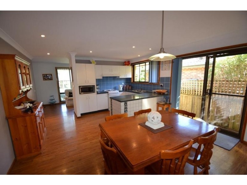 4 Bass Road, Shoalhaven Heads NSW 2535