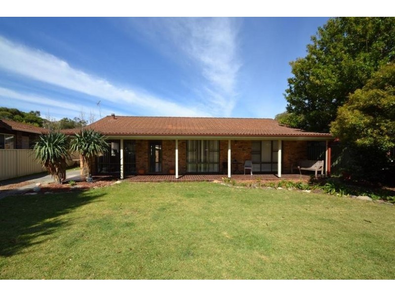 8 Cheltenham Drive, Shoalhaven Heads NSW 2535