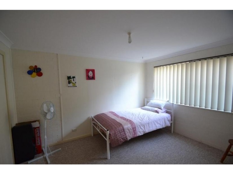 8 Cheltenham Drive, Shoalhaven Heads NSW 2535