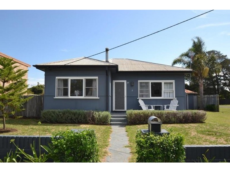 11 Lloyd Street, Shoalhaven Heads NSW 2535