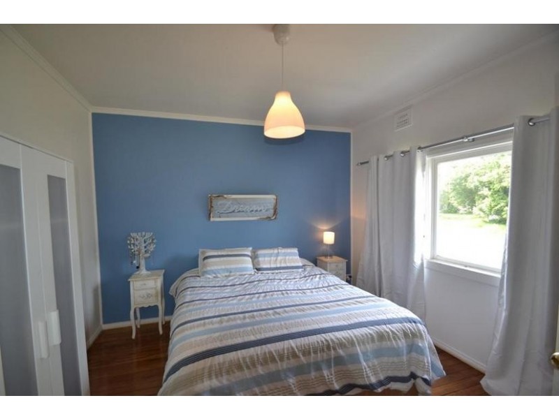 11 Lloyd Street, Shoalhaven Heads NSW 2535