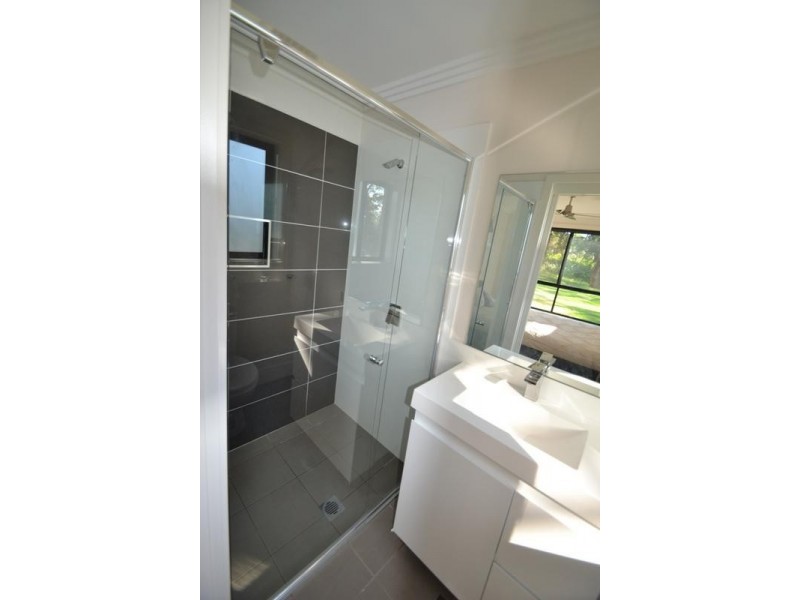 10 Scott Street, Shoalhaven Heads NSW 2535