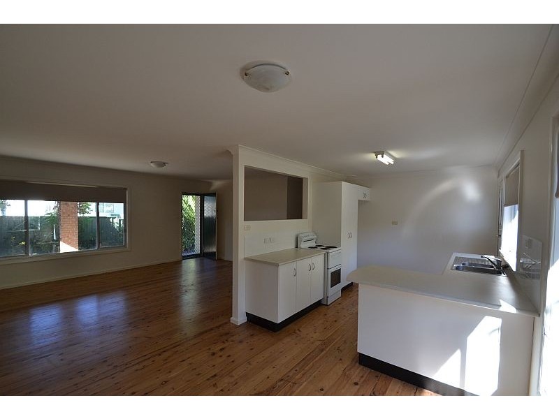 9 Trentham Road, Shoalhaven Heads NSW 2535