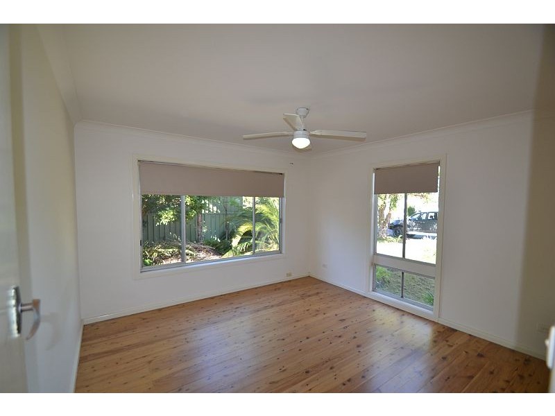 9 Trentham Road, Shoalhaven Heads NSW 2535