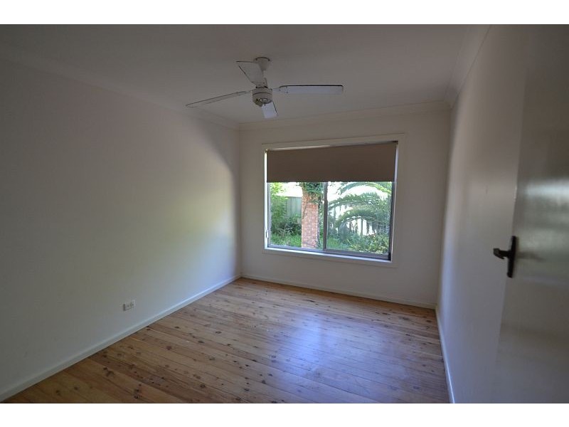 9 Trentham Road, Shoalhaven Heads NSW 2535