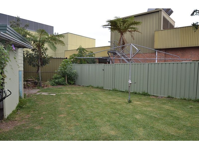 9 Trentham Road, Shoalhaven Heads NSW 2535