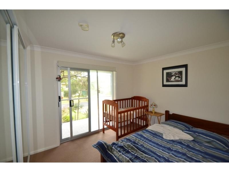 1 Throsby St, Shoalhaven Heads NSW 2535