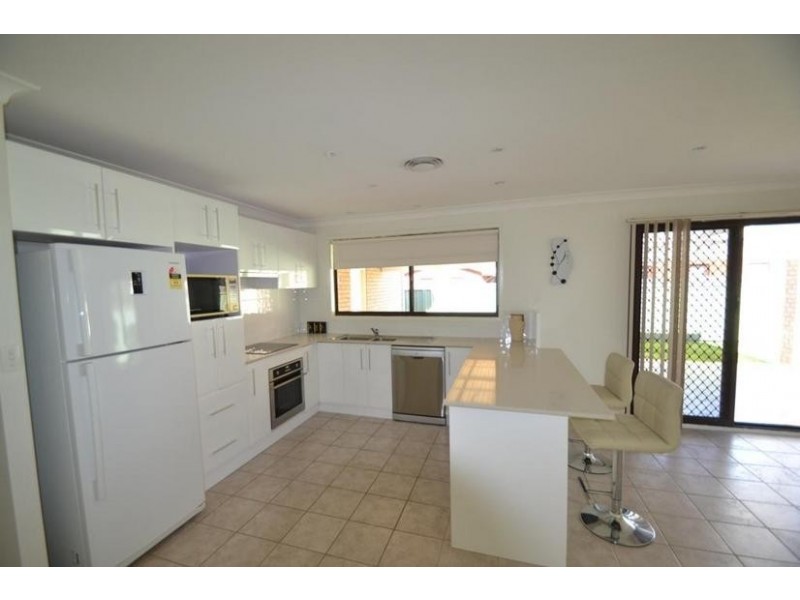 15 Mathews Street, Shoalhaven Heads NSW 2535