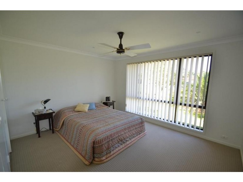 15 Mathews Street, Shoalhaven Heads NSW 2535