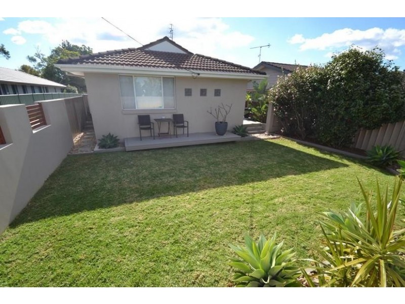 15 Ravenscliffe Road, Shoalhaven Heads NSW 2535