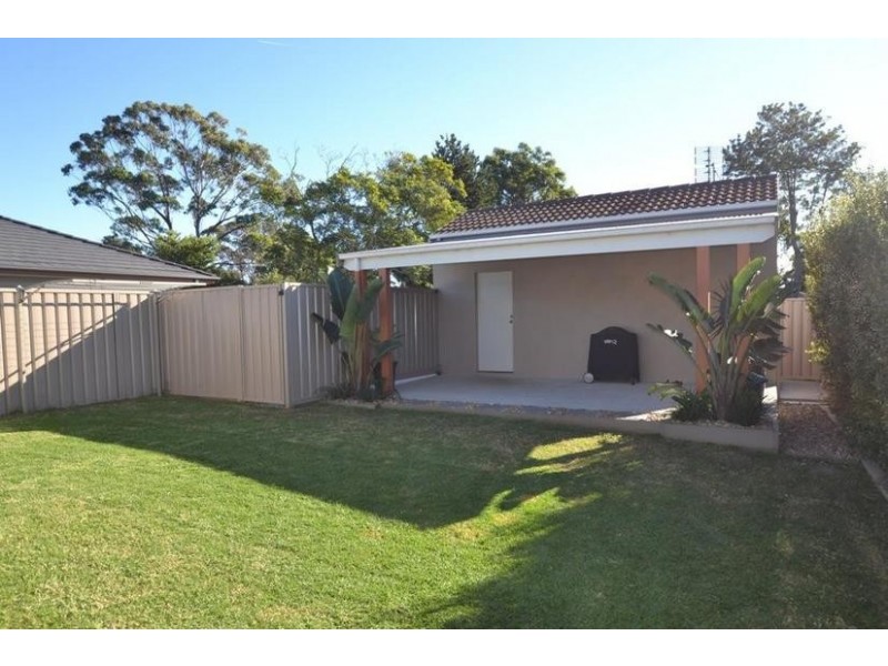 15 Ravenscliffe Road, Shoalhaven Heads NSW 2535