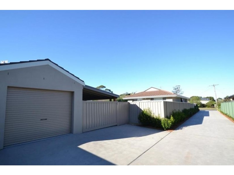 15 Ravenscliffe Road, Shoalhaven Heads NSW 2535
