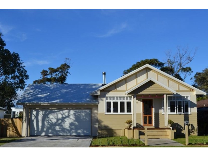 11 McIntosh Street, Shoalhaven Heads NSW 2535