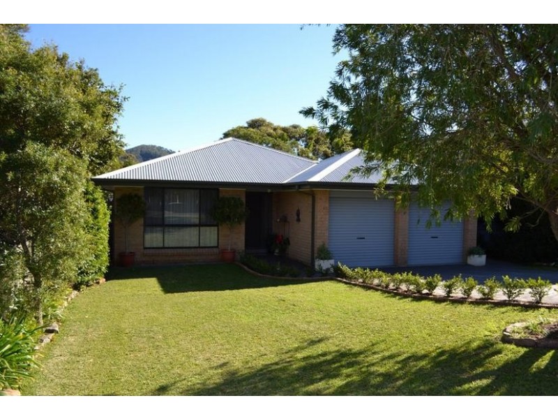 7 Mathews Street, Shoalhaven Heads NSW 2535